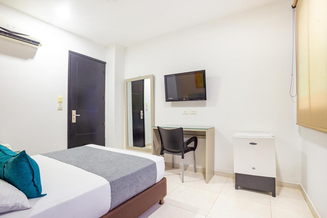 Hotel Ayenda Monteria Central Екстер'єр фото